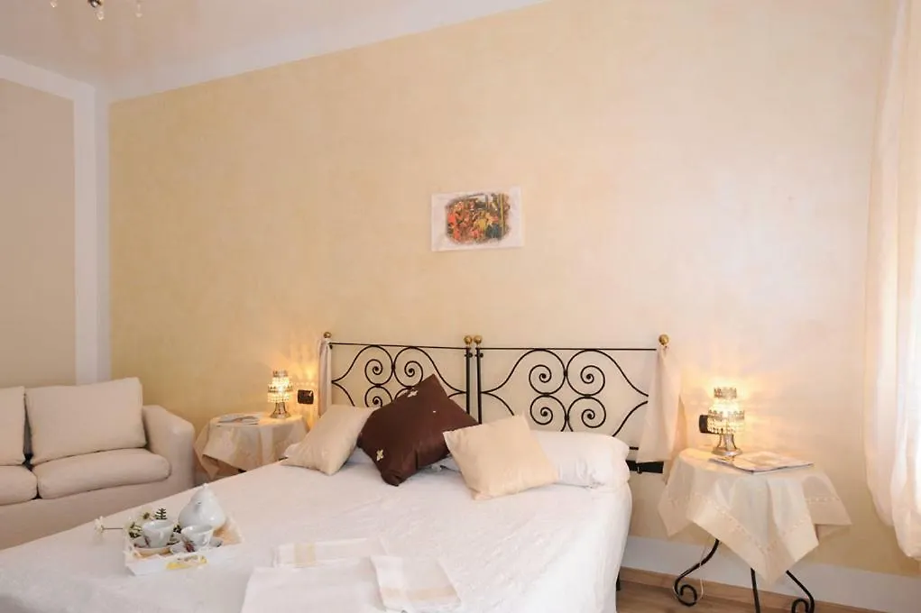 Agriturismo Lizzarola Βίλα Πεσκιέρα ντελ Γκάρντα