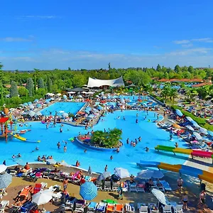 פארק נופש Camping Bella Italia, פסקיארה דל גארדה