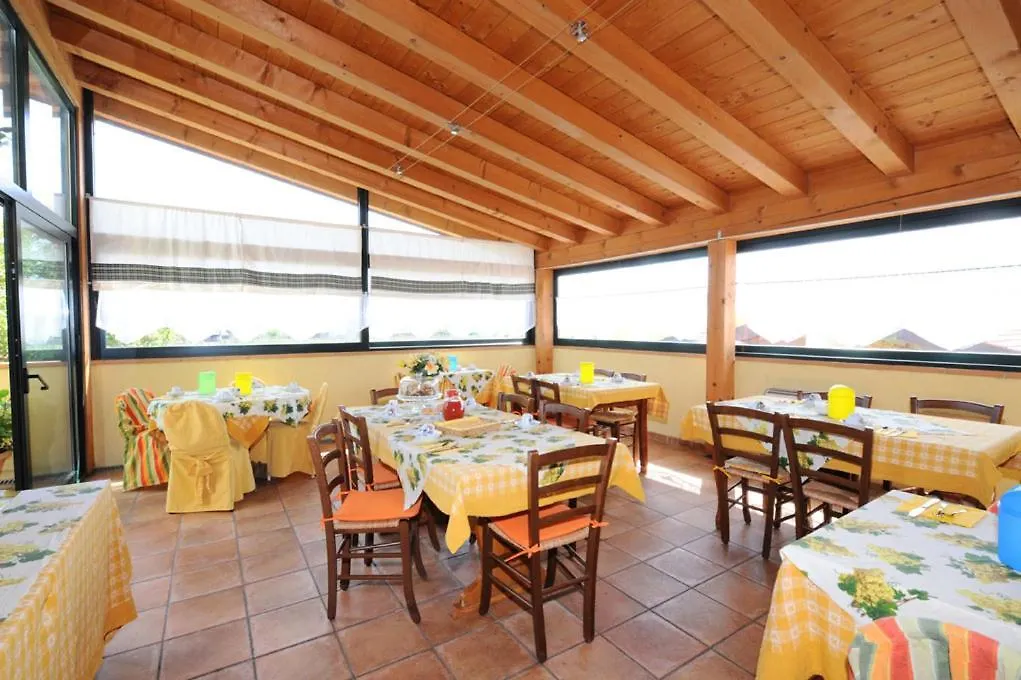 Alojamento de Turismo Rural Agriturismo Lizzarola Peschiera del Garda