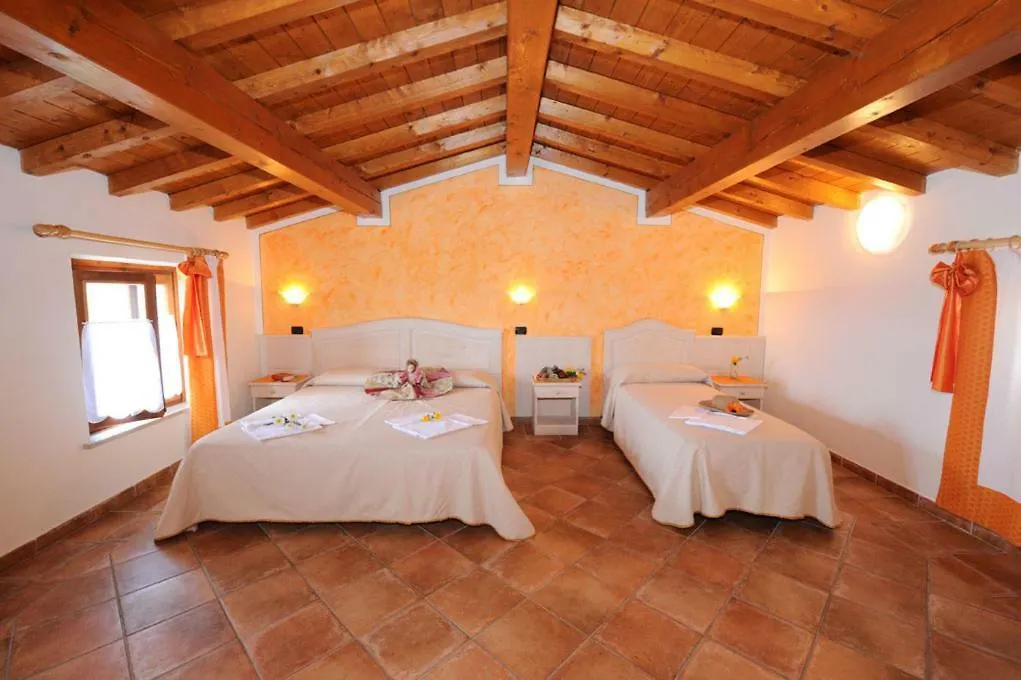 Alojamento de Turismo Rural Agriturismo Lizzarola Peschiera del Garda Itália